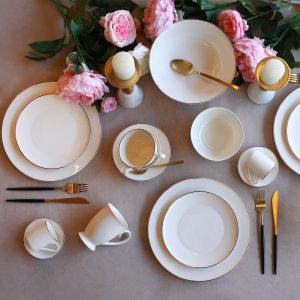 GildEdge Gold-Rim 16-Piece Dinnerware Set